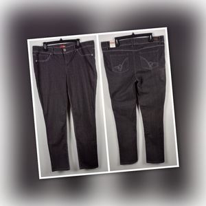 NWT Bongo 16W Black Skinny Jeans